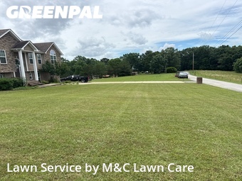 Yard Cutting nearby Cunningham, TN, 