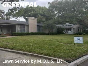 Lawn Cut nearby Alamo Heights, TX, 