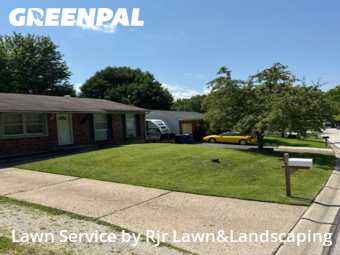 Lawn Cutting nearby Saint Charles, MO, 