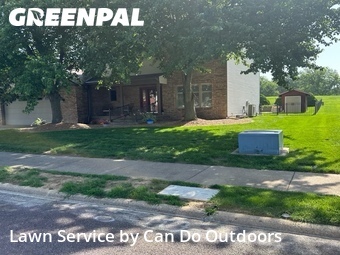 Lawn Mowing nearby Pekin, IL, 