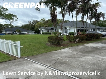 Yard Cutting nearby The Acreage, FL, 