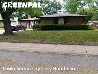 Lawn Maintenance nearby Derby, KS, 