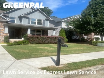 Lawn Mowing Service nearby Lawrenceville, GA, 