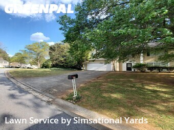 Lawn Mowing Service nearby Lawrenceville, GA, 