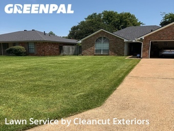 Lawn mowed in Bossier City, 71111