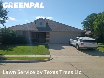Grass Cutting nearby Burleson, TX, 