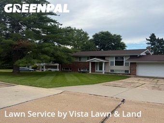 Lawn Service nearby Ballwin, MO, 