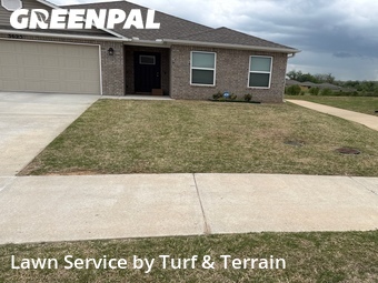 Yard Mowing nearby Rogers, AR, 