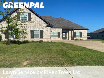 Lawn Mowing Service nearby Southaven, MS, 