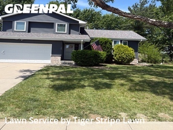 Lawn Care Service nearby Papillion, NE, 