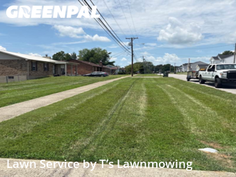 Lawn Care Service nearby Radcliff, KY, 