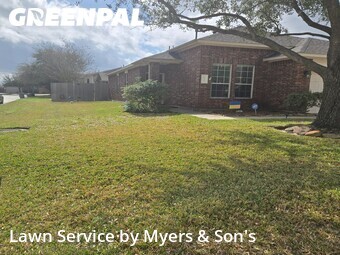 Lawn Care Service nearby Spring, TX, 