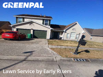 Lawn mowed in Marrero, 70072