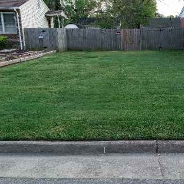 Lawn Mowing Contractor in Hampton, VA, 23661