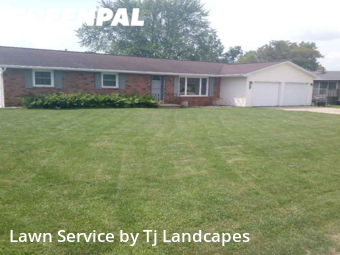 Lawn Service nearby Green Bay, WI, 