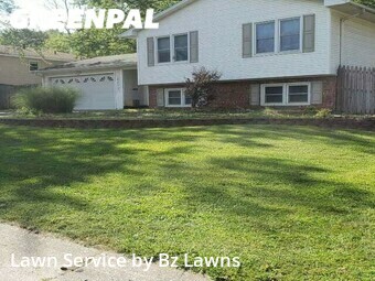 Lawn Maintenance nearby East Moline, IL, 