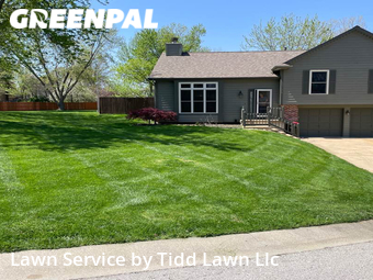 Lawn Mow nearby Shawnee, KS, 