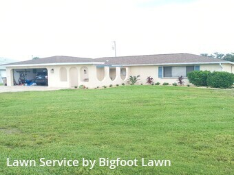 Lawn Mowing nearby Cape Coral, FL, 