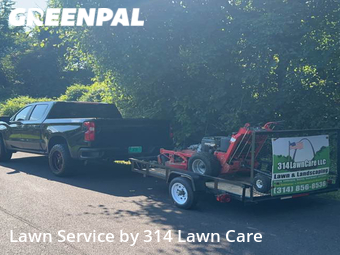 Lawn Care Service nearby Kirkwood, MO, 