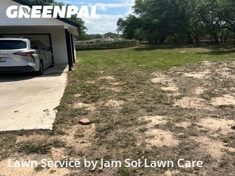 Lawn Mow nearby La Vernia, TX, 