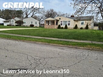 Lawn Cutting nearby Youngstown, OH, 