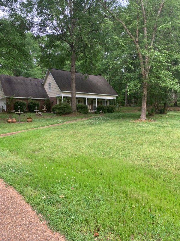 Big D's Lawn Service Lawn Care Services in Lena, MS