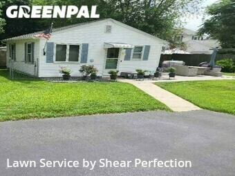 Yard Mowing nearby North Providence, RI, 