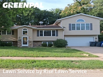 Yard Mowing nearby Moline, IA, 