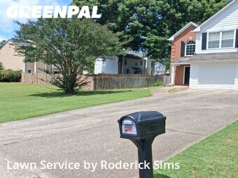 Lawn Mowing Service nearby Sugar Hill, GA, 
