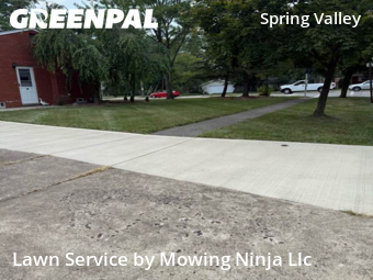 Grass Cutting nearby Elyria, OH, 