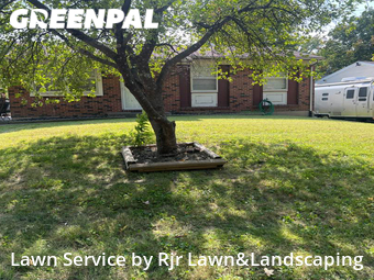 Lawn Cutting nearby Saint Charles, MO, 
