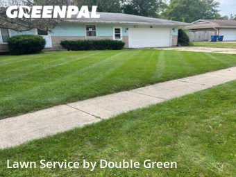 Lawn Service nearby Hinckley, IL, 