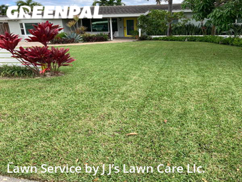 Lawn Maintenance nearby Oakland Park, FL, 