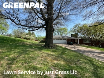 Lawn mowed in Belleville, 62223