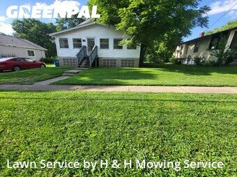 Lawn Mow nearby Overland, MO, 