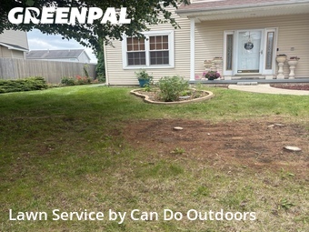 Lawn Mowing nearby Dunlap, IL, 