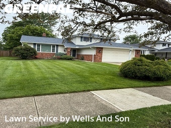 Lawn Mowing Service nearby Mayfield Heights, OH, 