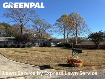 Lawn Mowing Service nearby Stone Mountain, GA, 