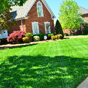 local-lawn-maintenance-contractors-in-Burnsville-MN