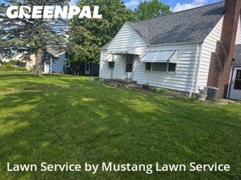 Lawn Mowing nearby Girard, OH, 