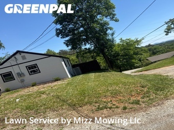 Lawn Mowing nearby Salem, VA, 