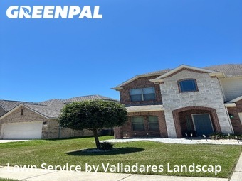 Lawn Servicein Conroe,77304,Grass Cut by Valladares Landscap, work completed in Jun , 2026