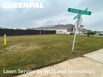 Lawn Mowing nearby New Braunfels, TX, 