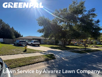 Yard Cuttingin Winter Springs,32708,Lawn Service by Alvarez Lawn Company, work completed in Dec , 2025