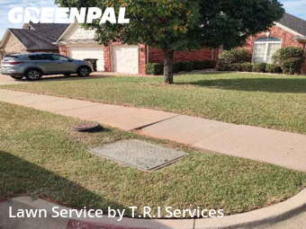 Lawn Mowing Service nearby Moore, OK, 