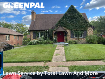 Lawn Cut nearby University City, IL, 