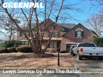 Lawn mowed in Suwanee, 30024