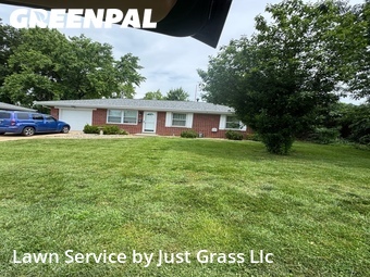 Yard Cuttingin Belleville,62223,Lawn Service by Just Grass Llc, work completed in Jun , 2026