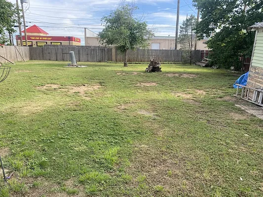 Howard's Lawn Equipment Inc. Photo 5