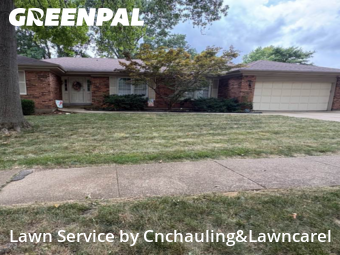 Lawn Mowingin Affton,63123,Grass Cut by Cnchauling&Lawncarel, work completed in Oct , 2025